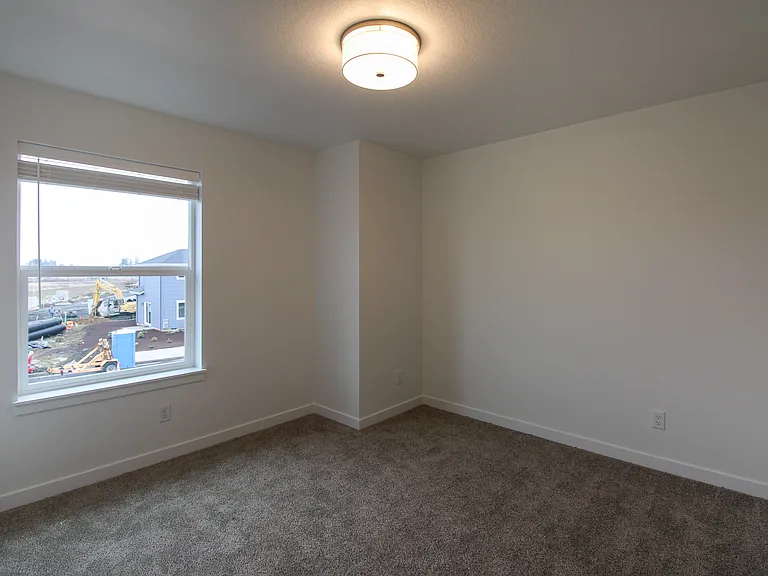 1684 SE Barberry Ave — Photo 14