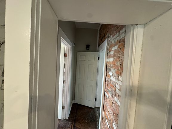 2nd image of 402 W Bucyrus St