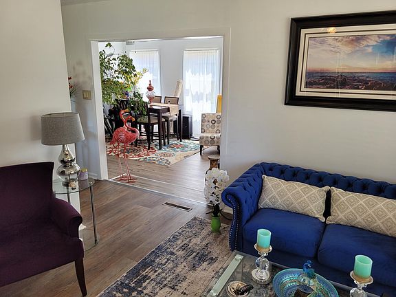 5th image of 4942 Astoria Ave