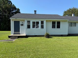 2261 Onslow Dr, Jacksonville, NC 28540