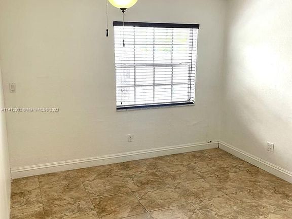 4th image of 5420 NW 173rd Dr