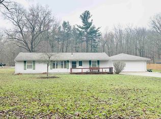 59309 Edna Rd, Mishawaka, IN 46544