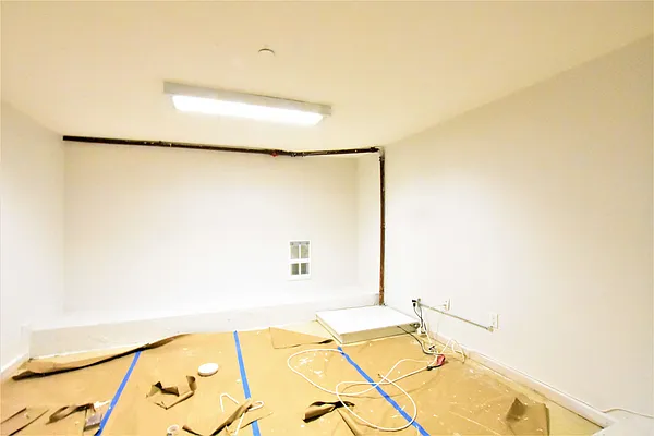 Rented by Clove Realty LLC | media 20