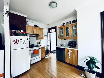 Rented by Level Group