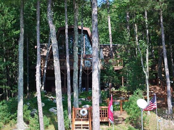 3rd image of 9225 Marguerite Ct