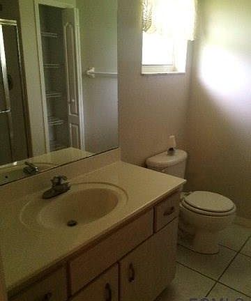 5th image of 47 Eton Ln #B