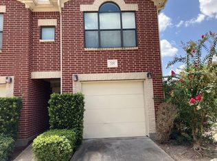 5941 South Loop #705, Houston, TX 77033