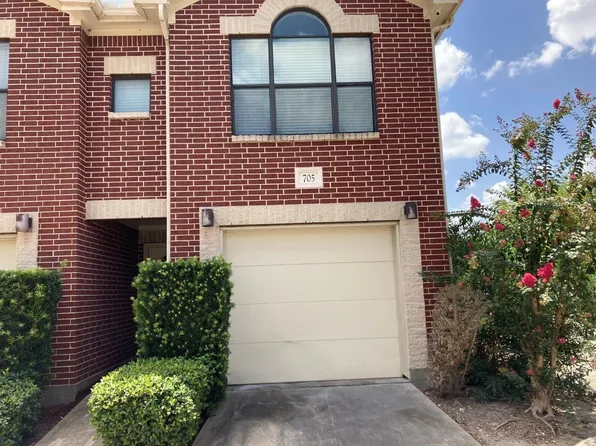 5941 South Loop #705, Houston, TX 77033