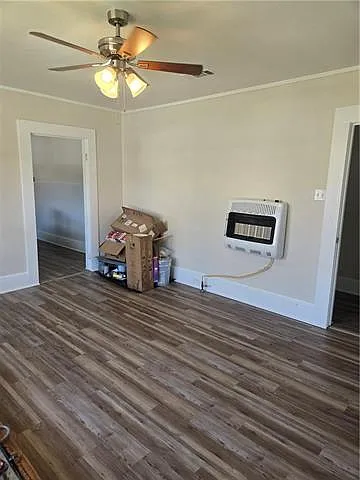 2130 Jefferson St — Photo 12