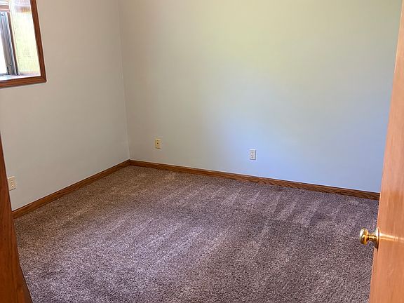 4th image of 2018 Kennedy Dr APT 3