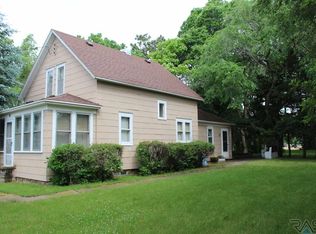 504 E Farmer Ave, Howard, SD 57349