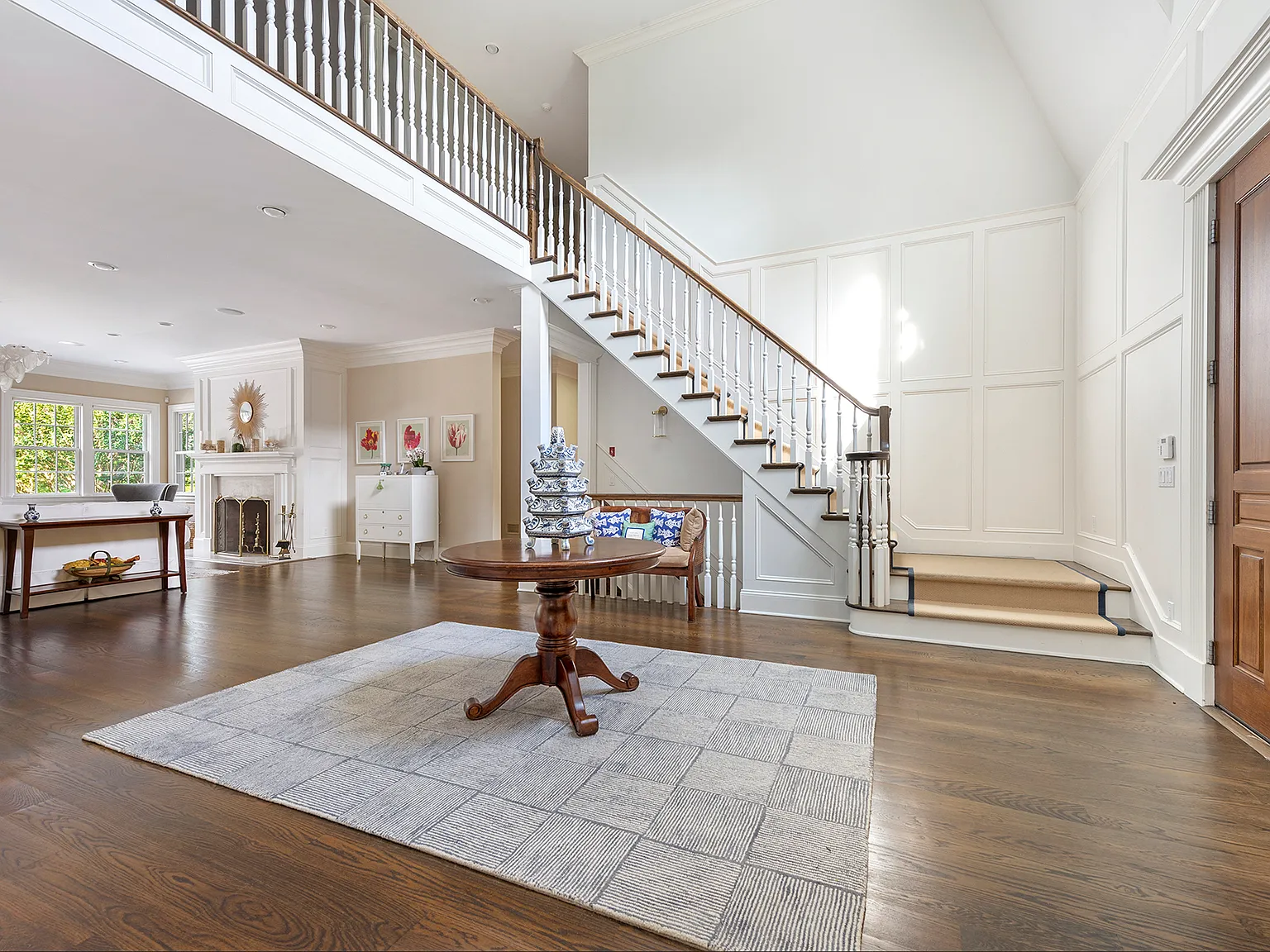 Gorgeous Water Mill Gambrel — Photo 3