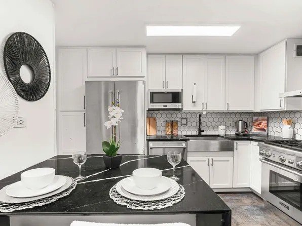 225 East 86th Street image 12 of 15