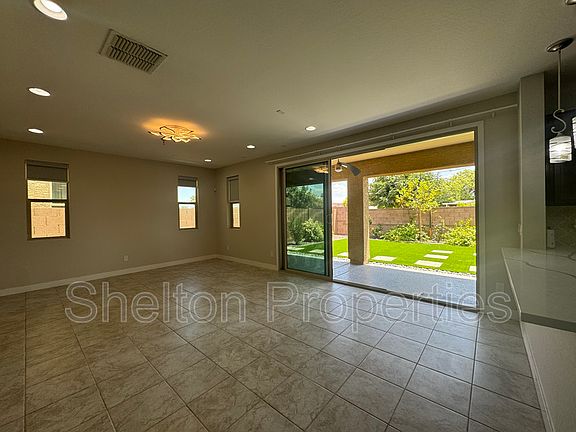 5th image of 5229 N 79th Dr