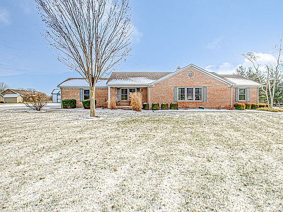 2nd image of 104 Ashbrook Trl