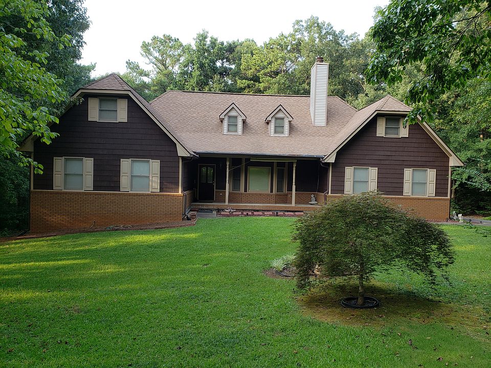 2nd image of 120 Bridget Dr