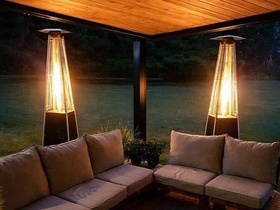 5th image of 213 Calabogie Rd