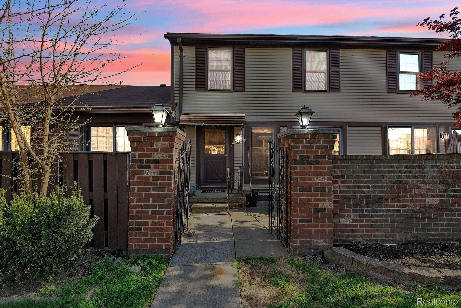 39474 Heatherheath Dr photo 1