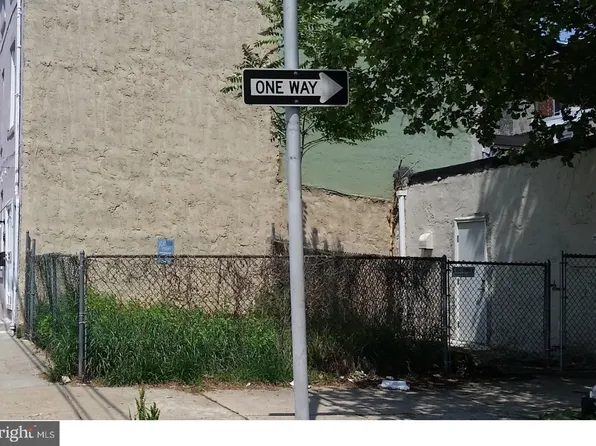 429 Jefferson St, Philadelphia, PA 19122