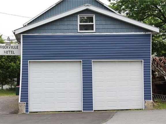 3rd image of 3531 Mountain View Dr