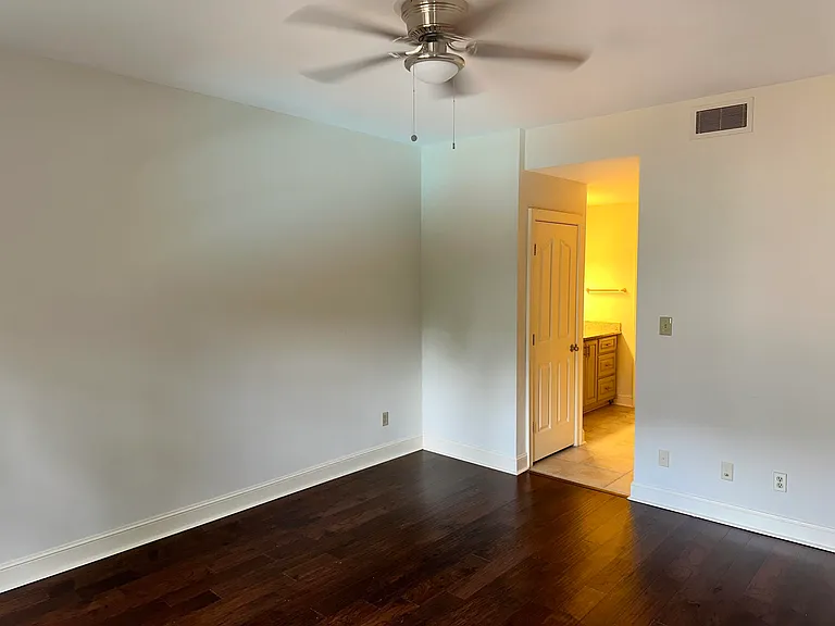 5400 Park Ave #209 — Photo 14