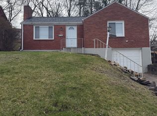 5114 Fieldcrest Dr, Pittsburgh, PA 15236