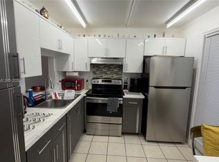 Meadowbrook Towers B Cond, Hallandale, FL 33009
