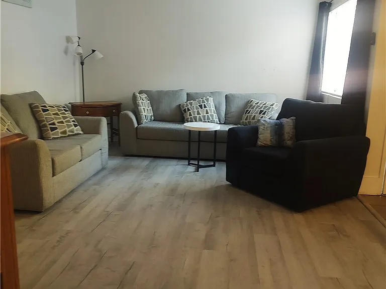 4614 Grand Dr #2 — Photo 7