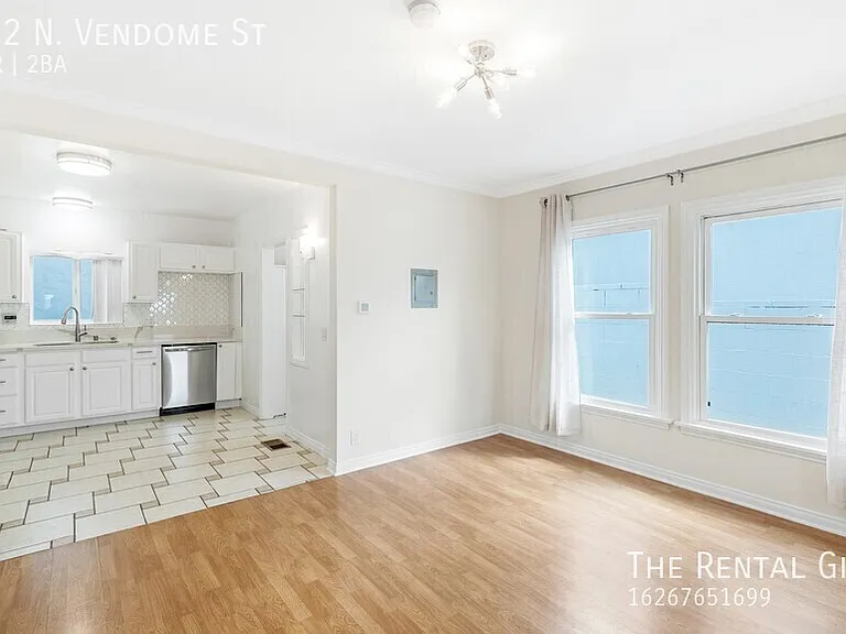 612 N Vendome St — Photo 8
