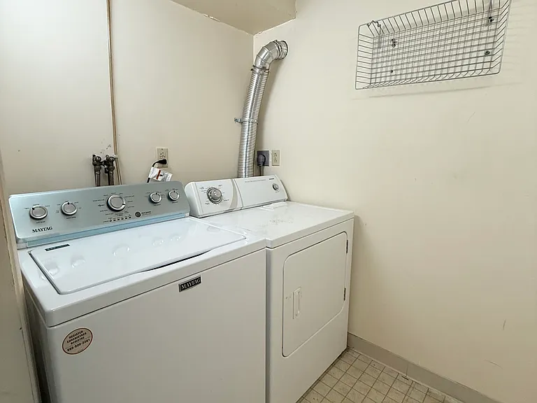 6 Nichols St #3 — Photo 17