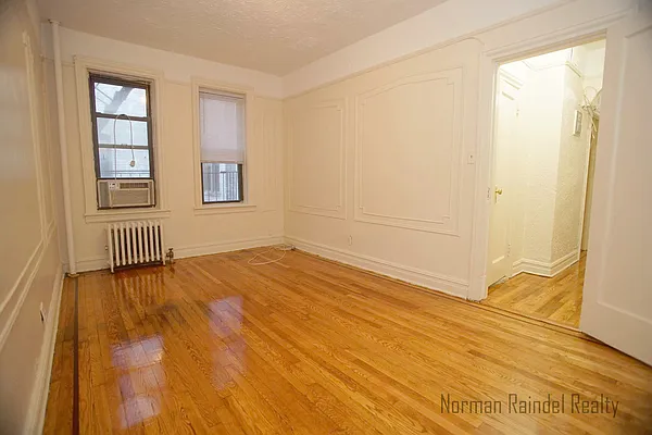 Rented by Norman Raindel, LREB | media 6