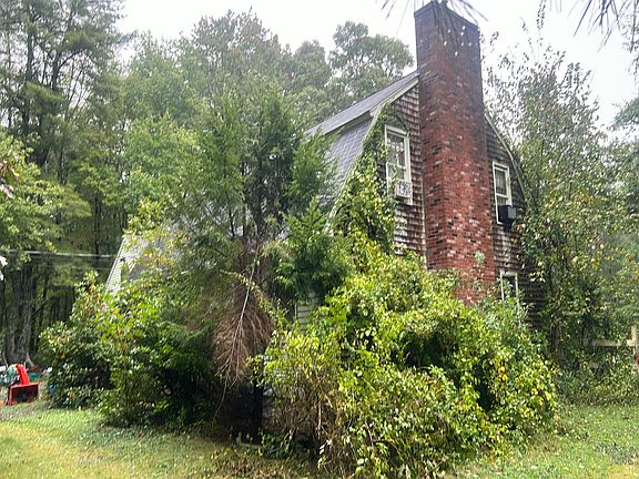 2nd image of 110 Highland St