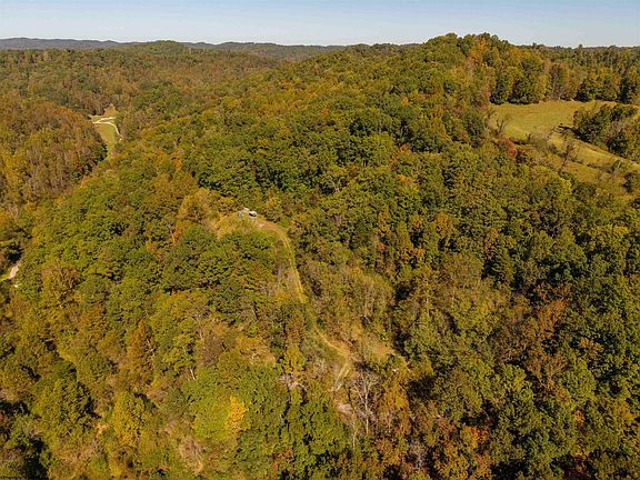 4th image of 3847 Crooked Fork Rd