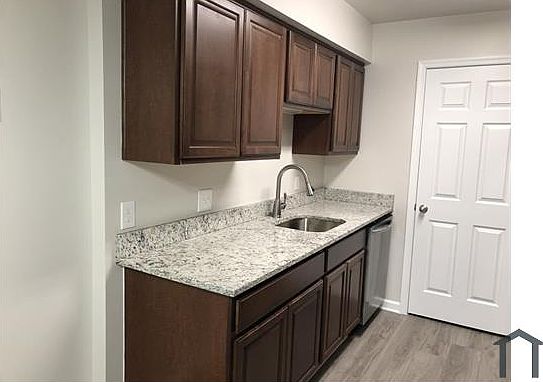 4th image of 20256 Shipley Ter APT 302