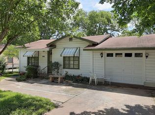 2106 SW 21st St, San Antonio, TX 78207