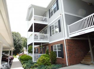 712 Sir Echo Dr UNIT 201, Kingsport, TN 37663