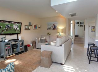 1074 Miramonte Dr APT 1, Santa Barbara, CA 93109