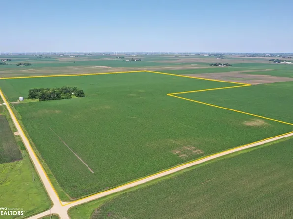 307 280th St, Fenton, IA 50539