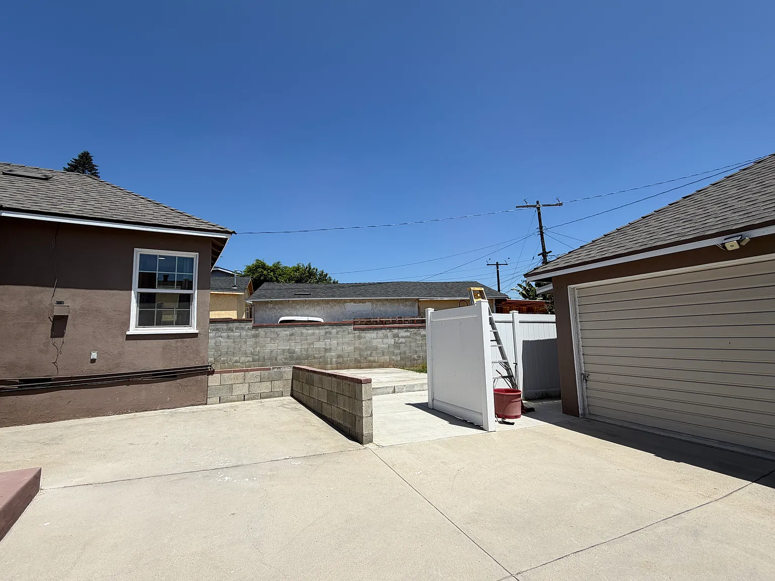 3 bed, 1062 sqft, $3,000 — Photo 4