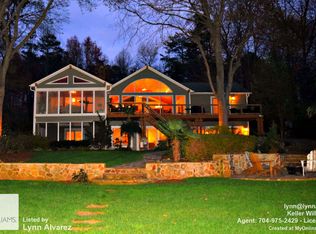 20508 Deep Cove Ct, Cornelius, NC 28031