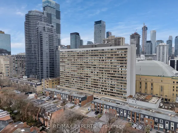 45 Carlton St #1114, Toronto, ON M5B 2H9