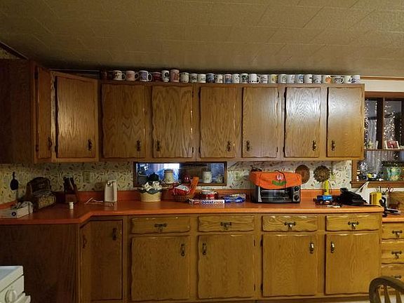 5th image of 10240 N Finley Lake Ave