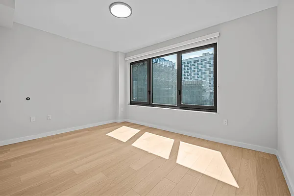 Living room, photo 1