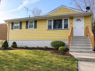40 Liberty St, Freehold, NJ 07728
