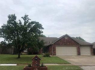 9909 N 117th East Ave, Owasso, OK 74055