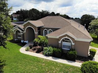 2541 Holly Berry Cir, Clermont, FL 34711