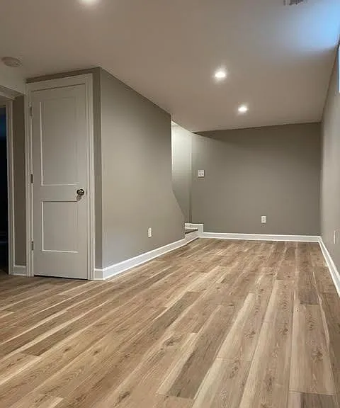 4837 N Kenwood Ave — Photo 1