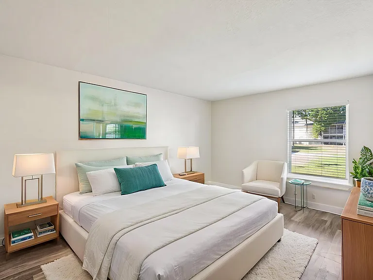 Cypress West Apartments — Photo 11