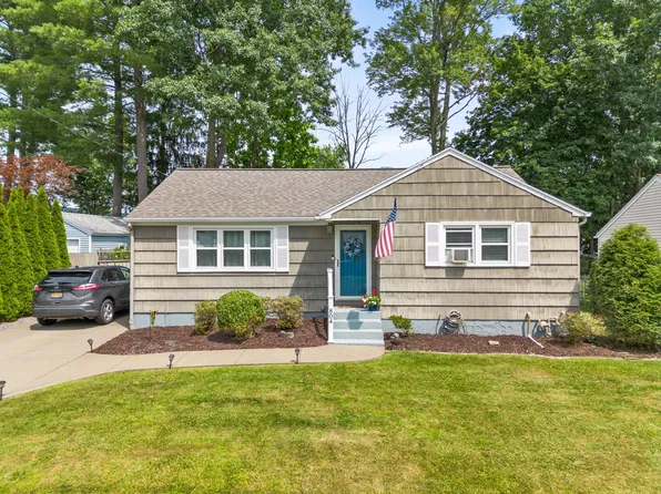 804 Byford Blvd, Endwell, NY 13760