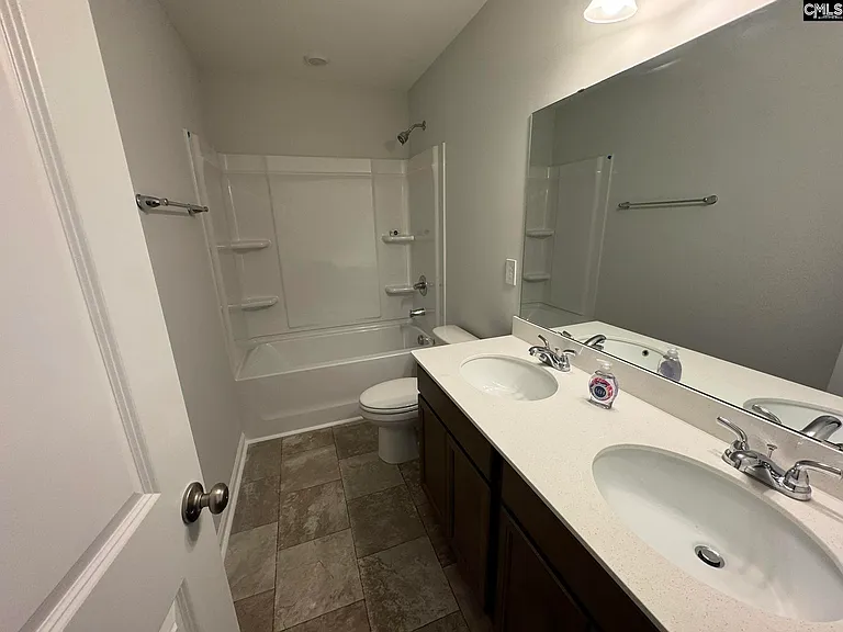 6023 Edgemont Ct — Photo 8